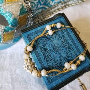 Chic bracelets